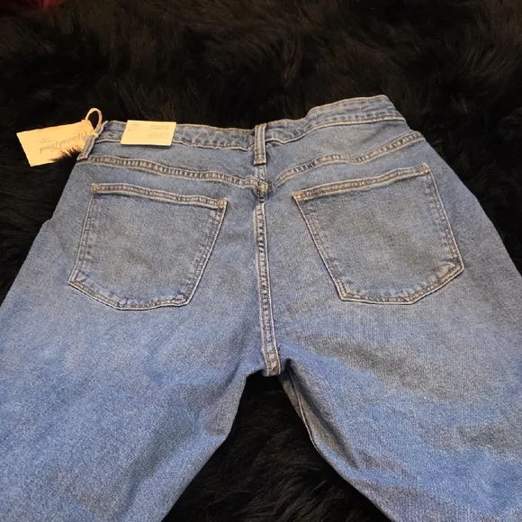 Universal Thread High Rise Women Jeans - Blue - Picture 3 of 5